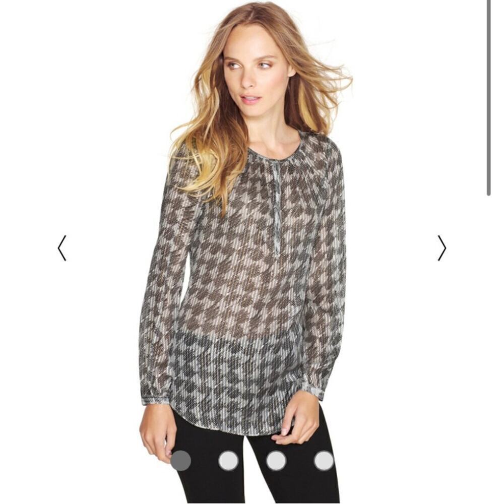 WHBM Silk Houndstooth Pattern Blouse Size 4